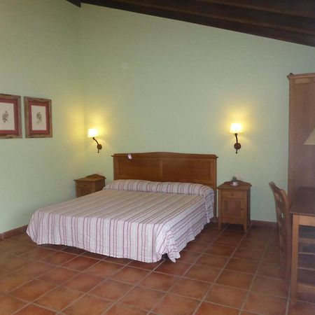 Las Ollerias Deza Room photo