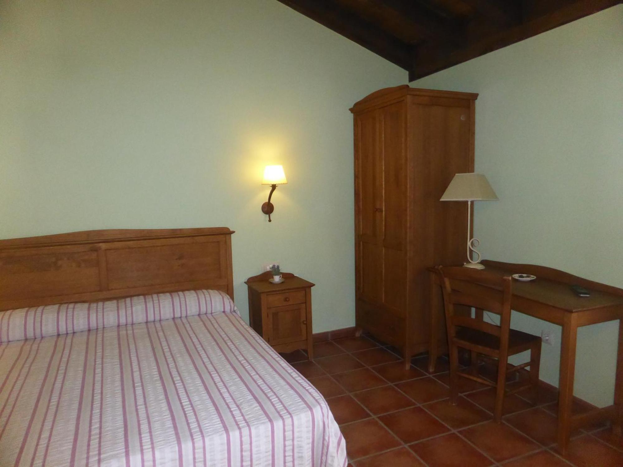 Las Ollerias Deza Room photo