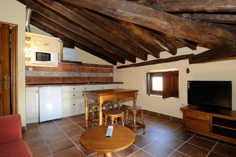 Las Ollerias Deza Room photo